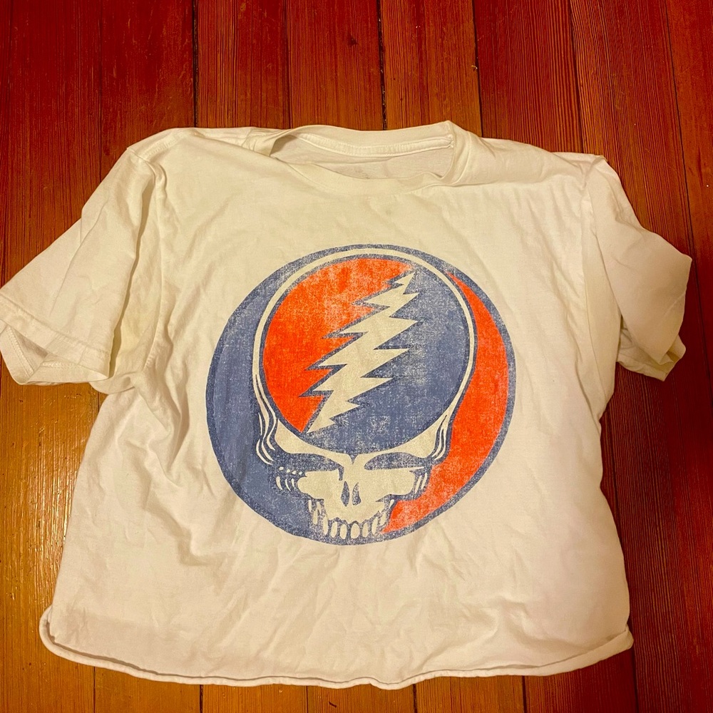 Grateful Dead cropped graphic tee!